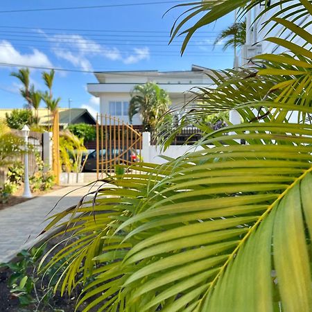 Villa Famiri Boutique Hotel Παραμαρίμπο Εξωτερικό φωτογραφία