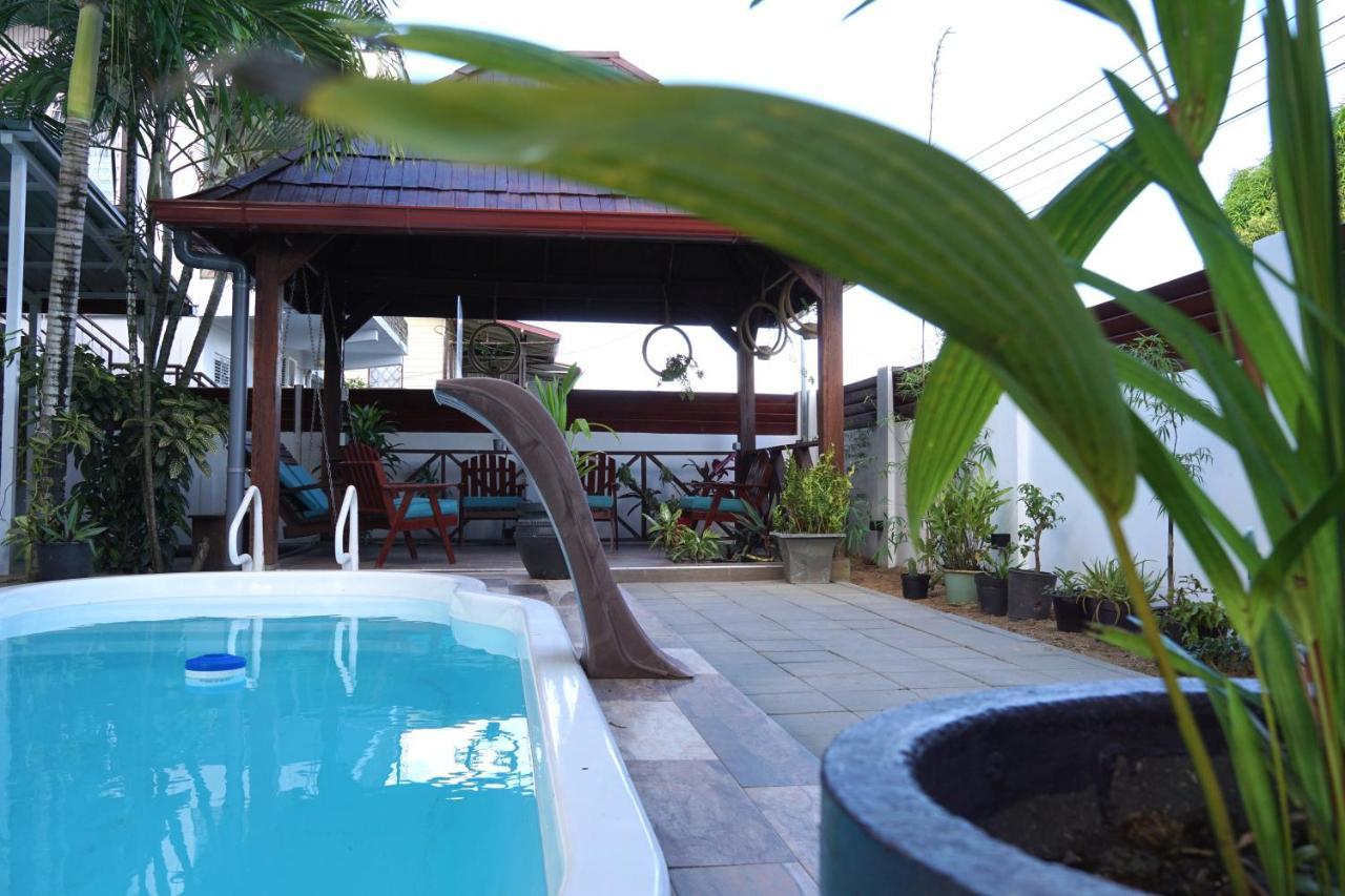 Villa Famiri Boutique Hotel Παραμαρίμπο Εξωτερικό φωτογραφία