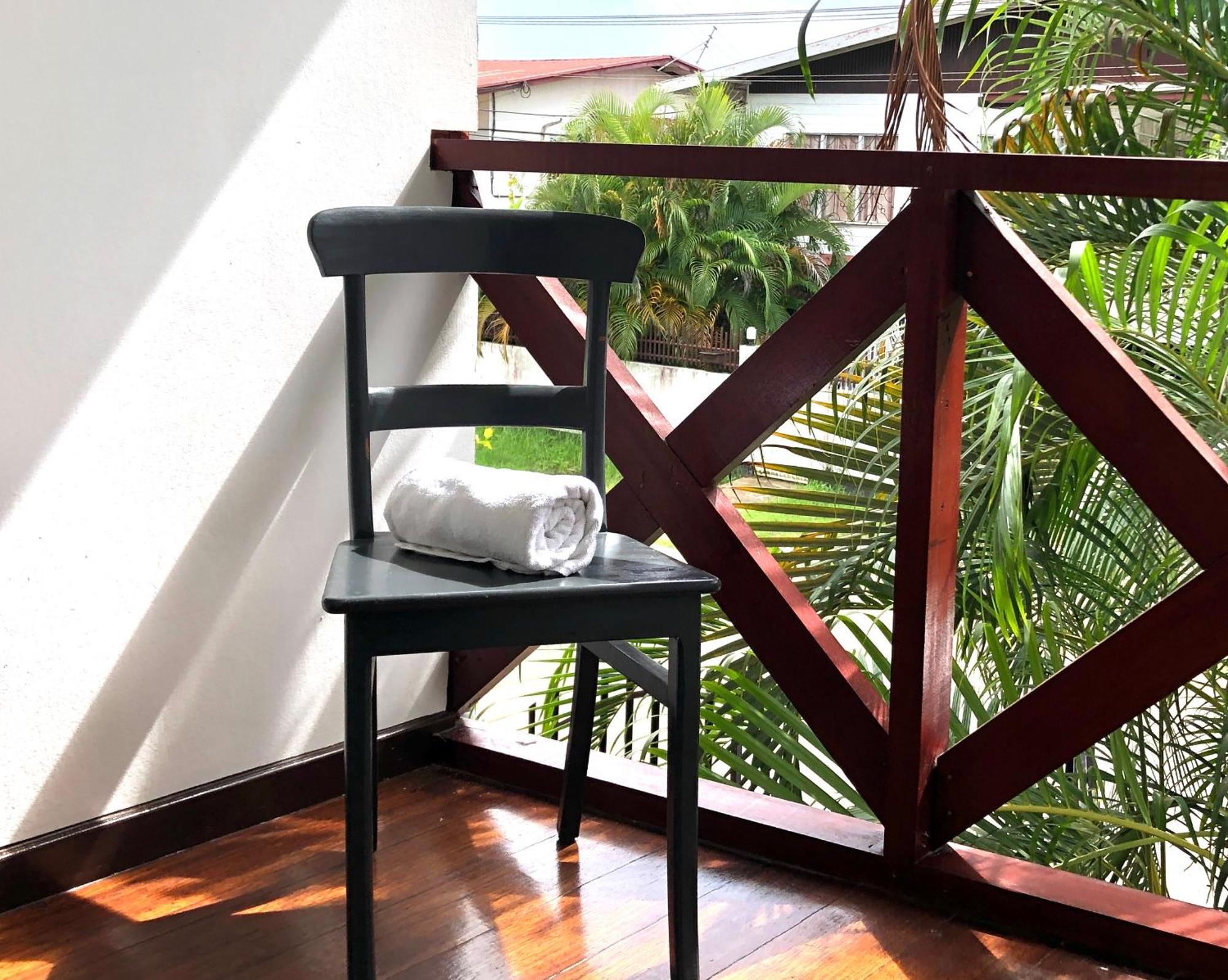 Villa Famiri Boutique Hotel Παραμαρίμπο Εξωτερικό φωτογραφία