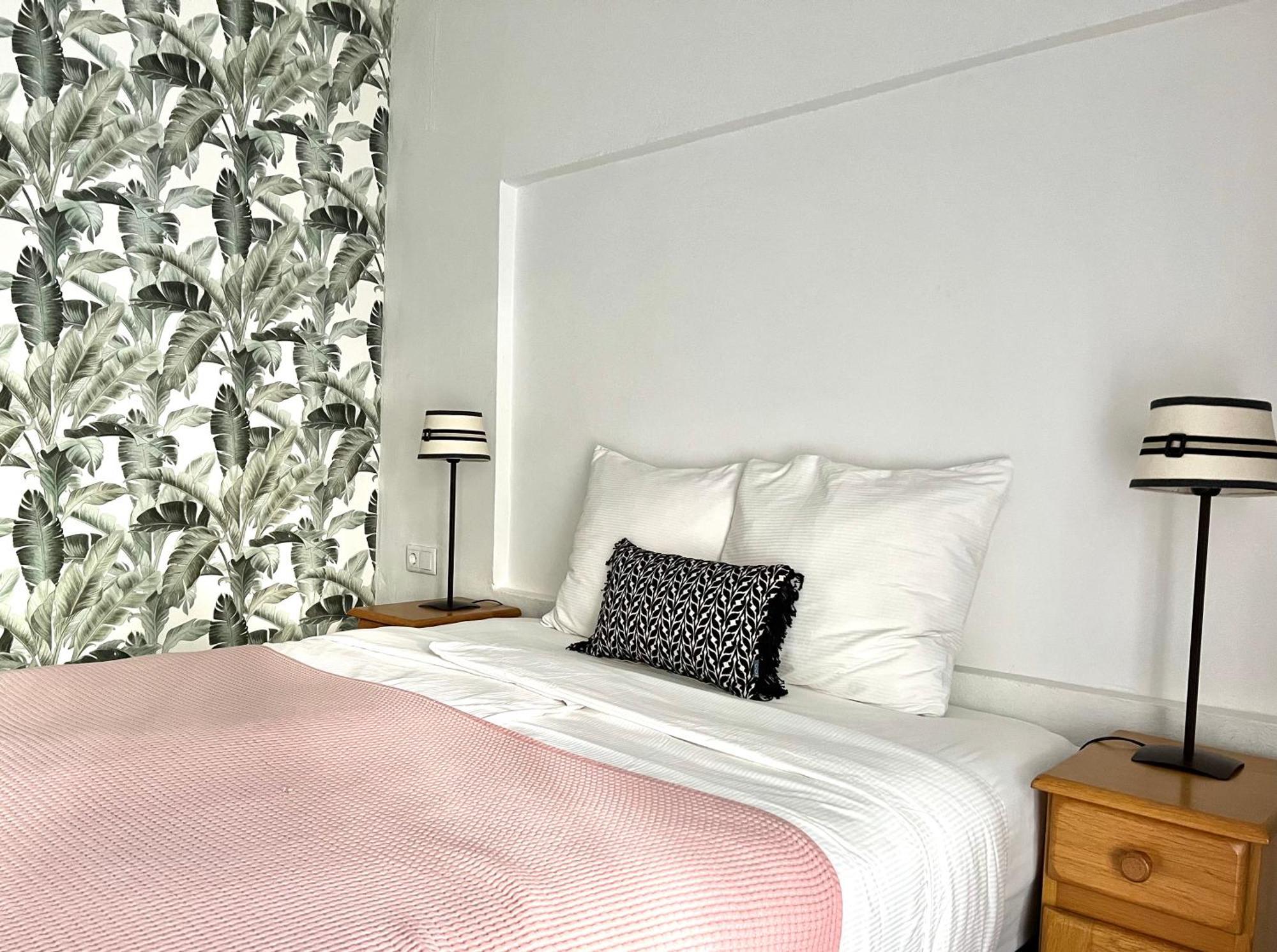 Villa Famiri Boutique Hotel Παραμαρίμπο Εξωτερικό φωτογραφία