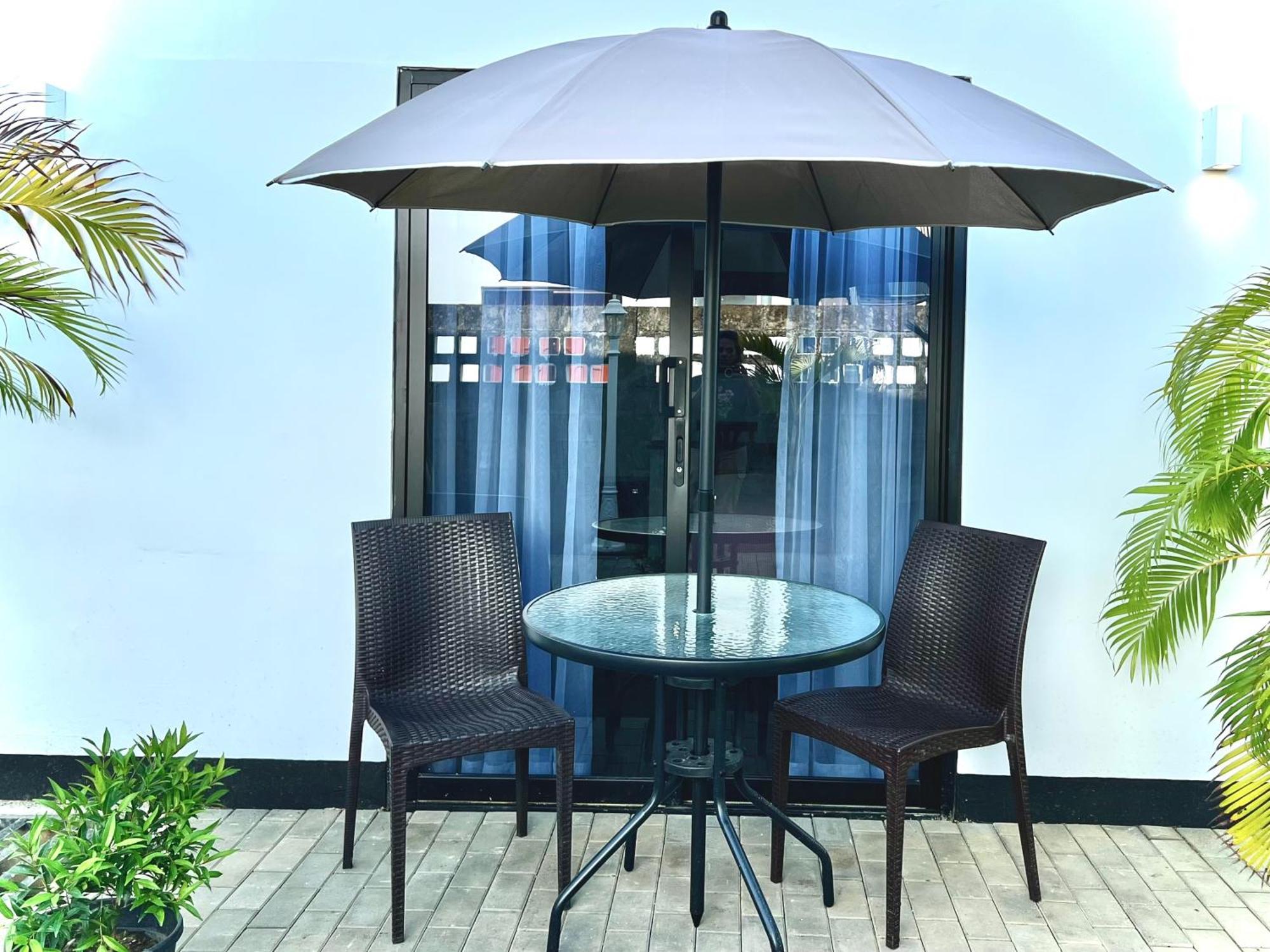 Villa Famiri Boutique Hotel Παραμαρίμπο Εξωτερικό φωτογραφία